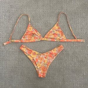 NWOT Kulani Kinis Sun Bum Bikini Set